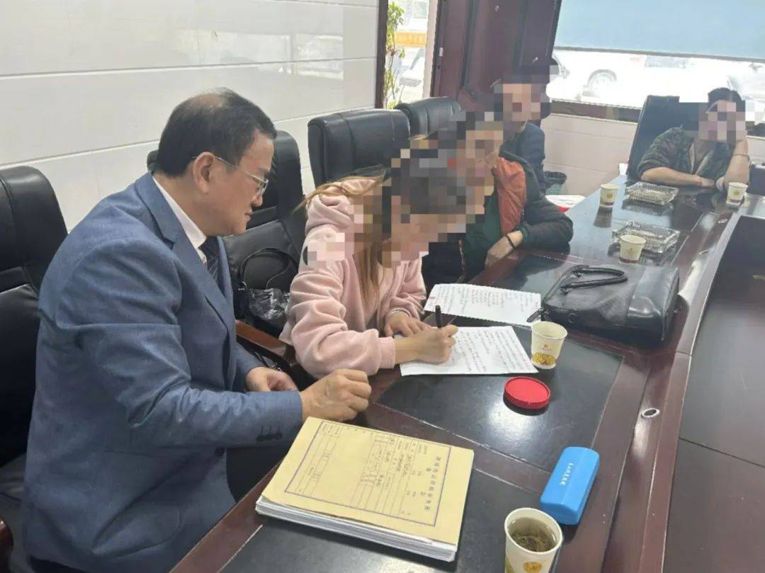 湖南湘西：同居一年后分手<strong></p>
<p>合理财</strong>，16万元彩礼怎么退？法院这样做