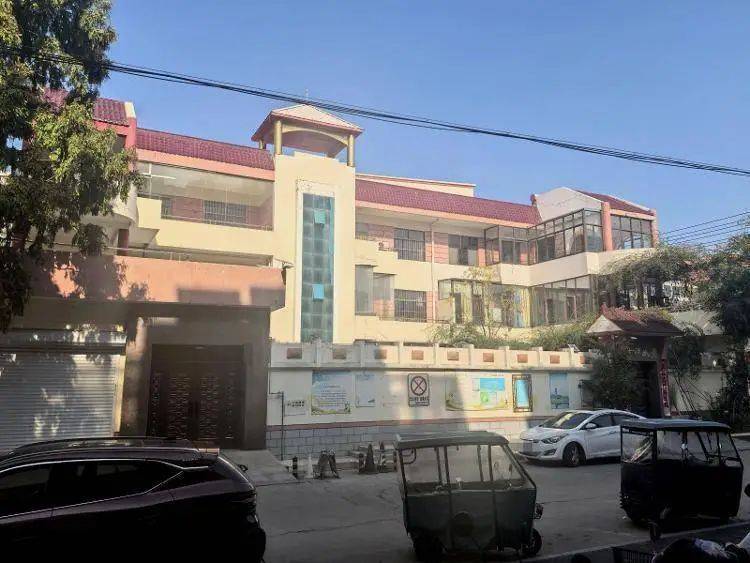 他被抓当晚有老百姓放鞭炮庆祝<strong></p>
<p>招商银行理财</strong>，探访江苏第一位农民副县长“三蟒”豪宅