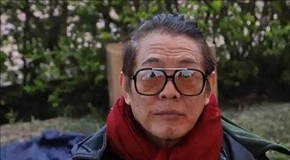 李连杰:后事一切从简<strong></p>
<p>理财分红</strong>，不用立碑也不用办丧事，树葬海葬都可以