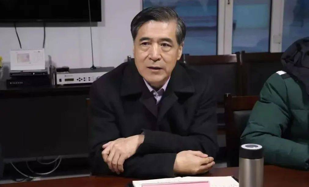 周末打虎<strong></p>
<p>5万理财</strong>！王中和被查
