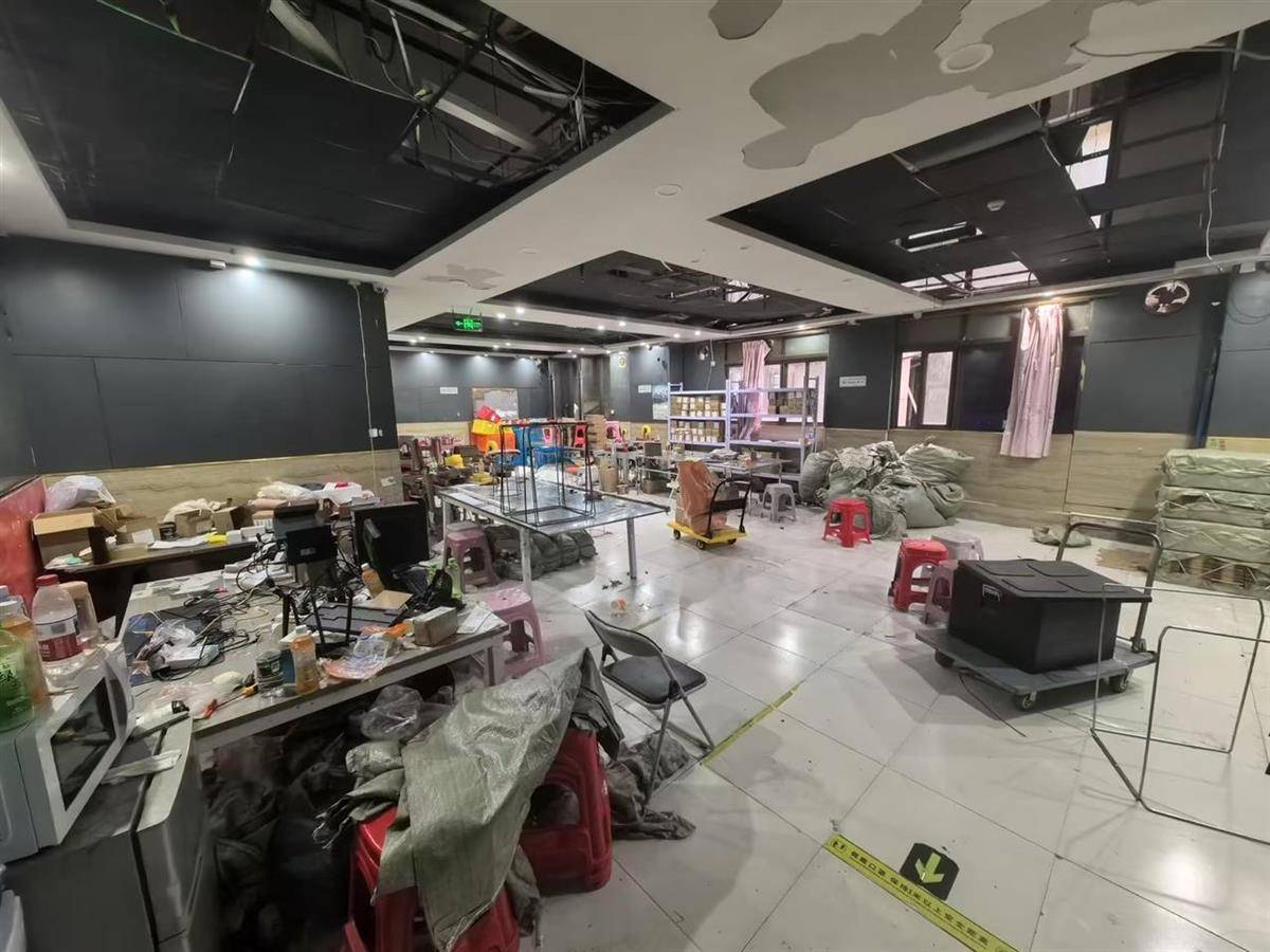 他发出的81万件快递全是电诈卡片<strong></p>
<p>理财币</strong>！武汉江岸警方破获特大诈骗案