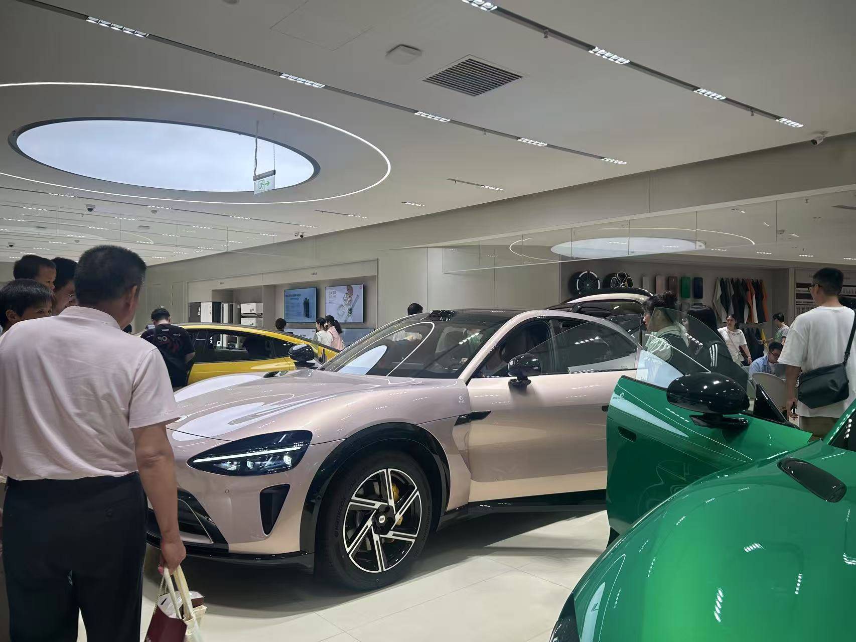 小米YU7上市72小时：“锁单+1”刷屏工作群<strong></p>
<p>券商理财</strong>，提车时间最长超一年，雷军直面“产能挑战”？