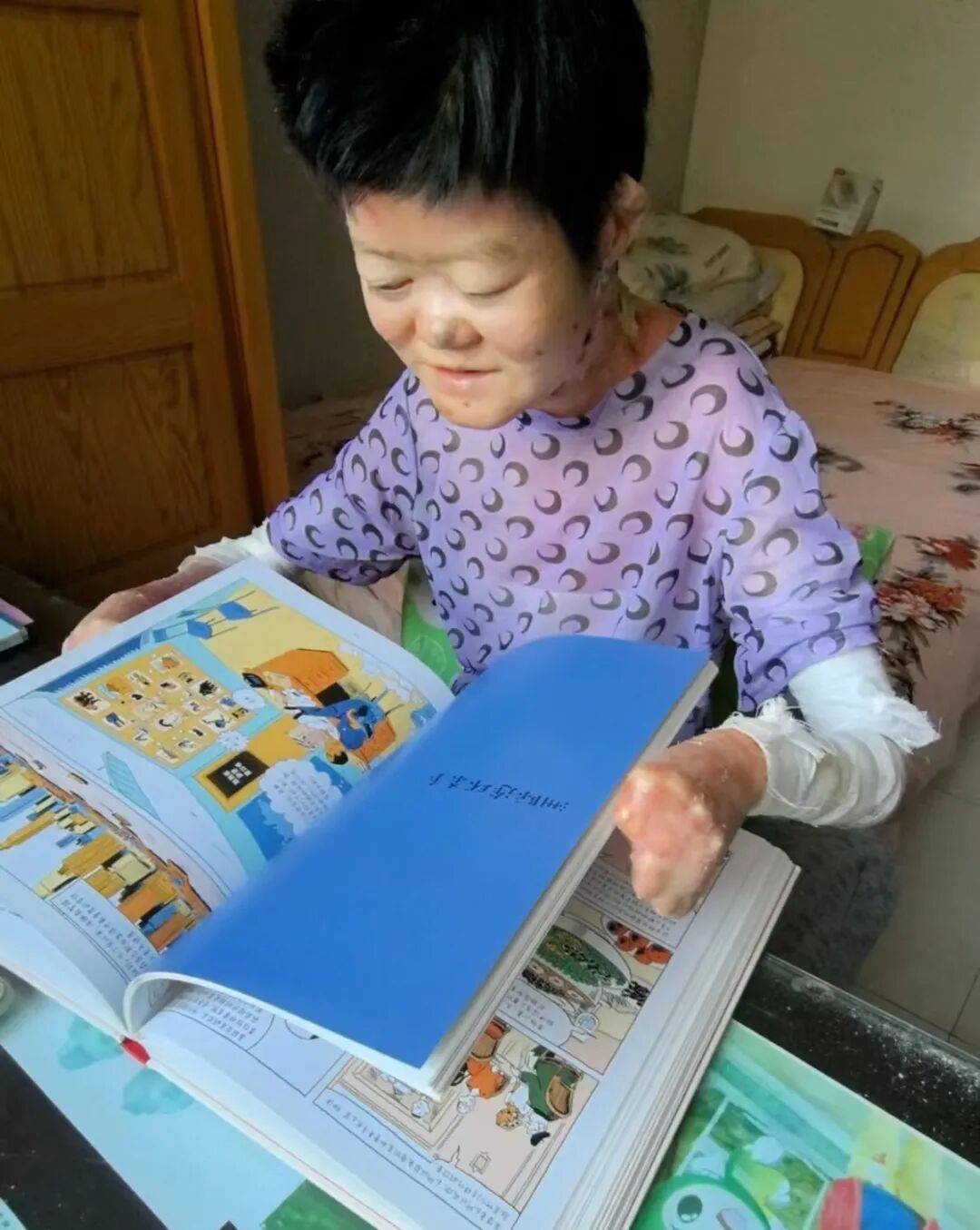 医生断言“活不过2岁”的郑州罕见病女孩<strong></p>
<p>100万理财</strong>，24岁“带伤出征”，开启西藏之行
