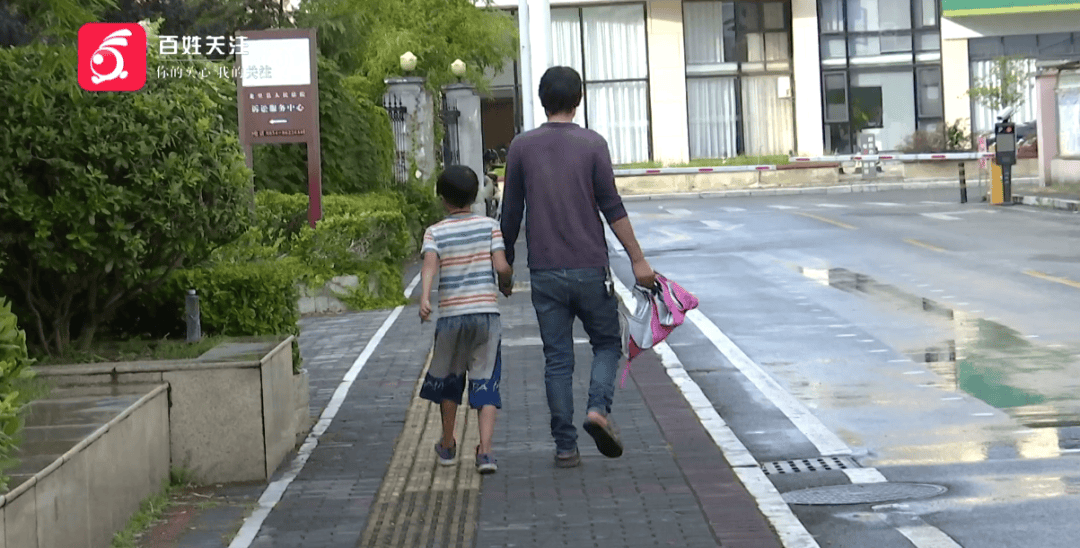 心酸！12岁男孩“独居”贵阳一安置房内<strong></p>
<p>理财定投</strong>，父亲回应：迫于无奈，因为……