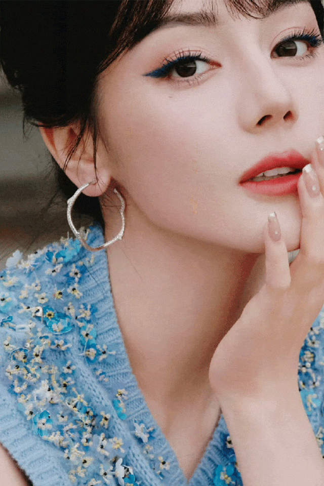 时装周上的女明星<strong></p>
<p>理财产品净值</strong>，秋冬氛围感一键封顶！