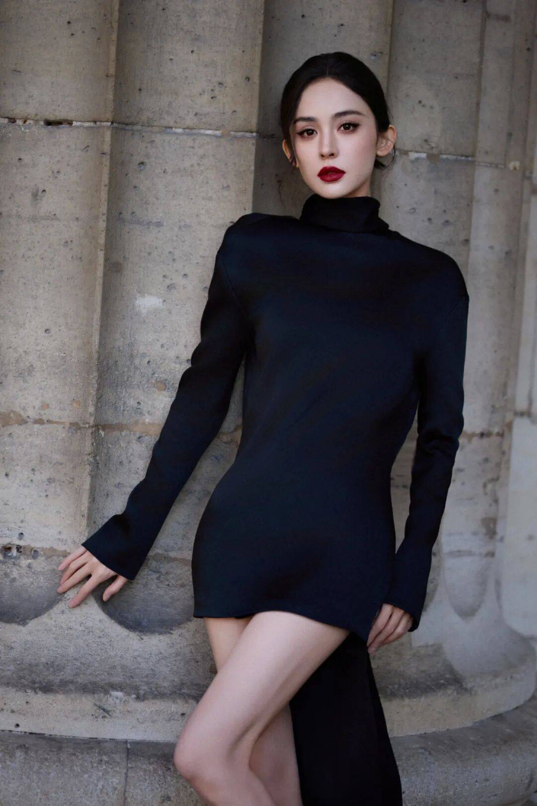 时装周上的女明星<strong></p>
<p>理财产品净值</strong>，秋冬氛围感一键封顶！
