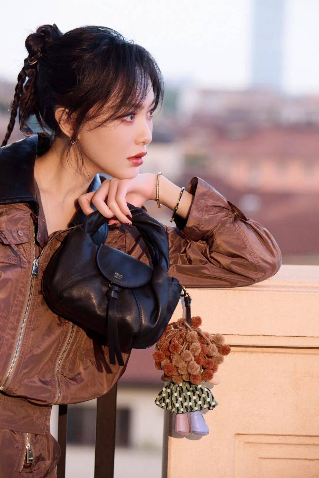时装周上的女明星<strong></p>
<p>理财产品净值</strong>，秋冬氛围感一键封顶！