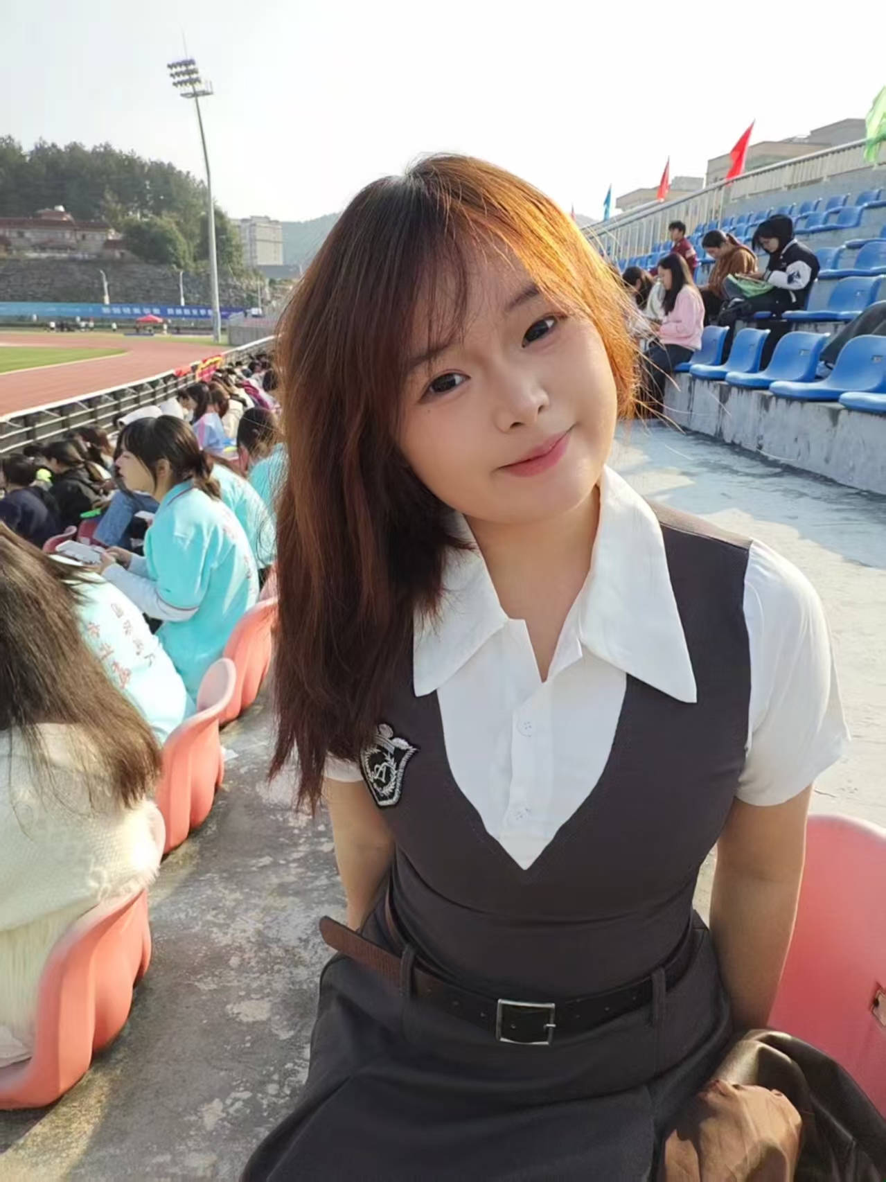 那个让老师骄傲的“调皮”班级！30年同学聚会<strong></p>
<p>爱理财</strong>，还伴有一封来自贵州的感谢信
