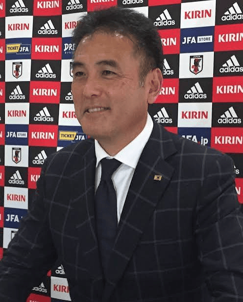 日本足协高层飞机上观看儿童色情片<strong></p>
<p>光大银行理财</strong>，丢工作并被法国禁入境十年