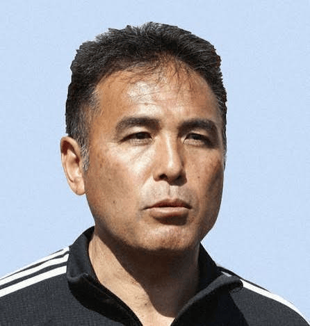 日本足协高层飞机上观看儿童色情片<strong></p>
<p>光大银行理财</strong>，丢工作并被法国禁入境十年