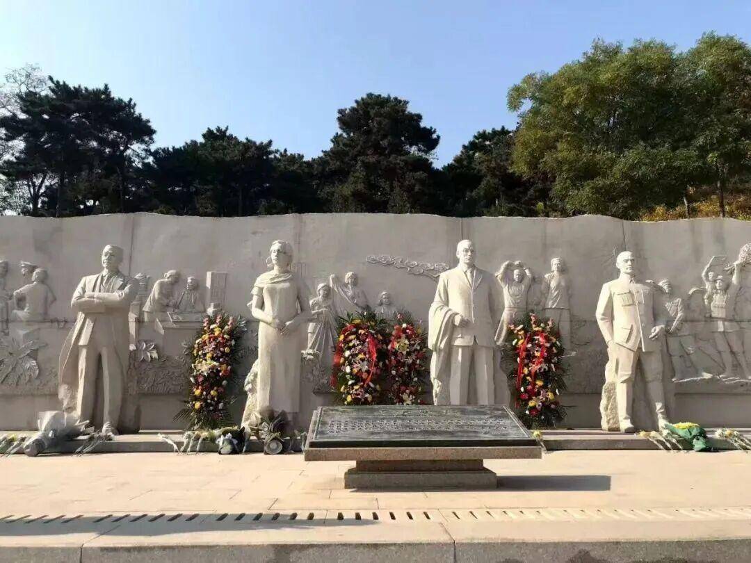 《沉默的荣耀》总编剧人民日报撰文：能感动我们<strong></p>
<p>理财钱包</strong>，也一定能打动观众