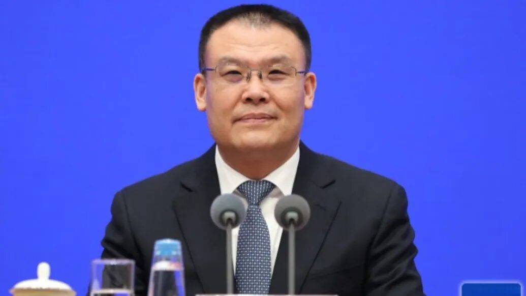 财政部副部长王东伟履新安徽省委常委<strong></p>
<p>理财钱包</strong>，河南唐河人