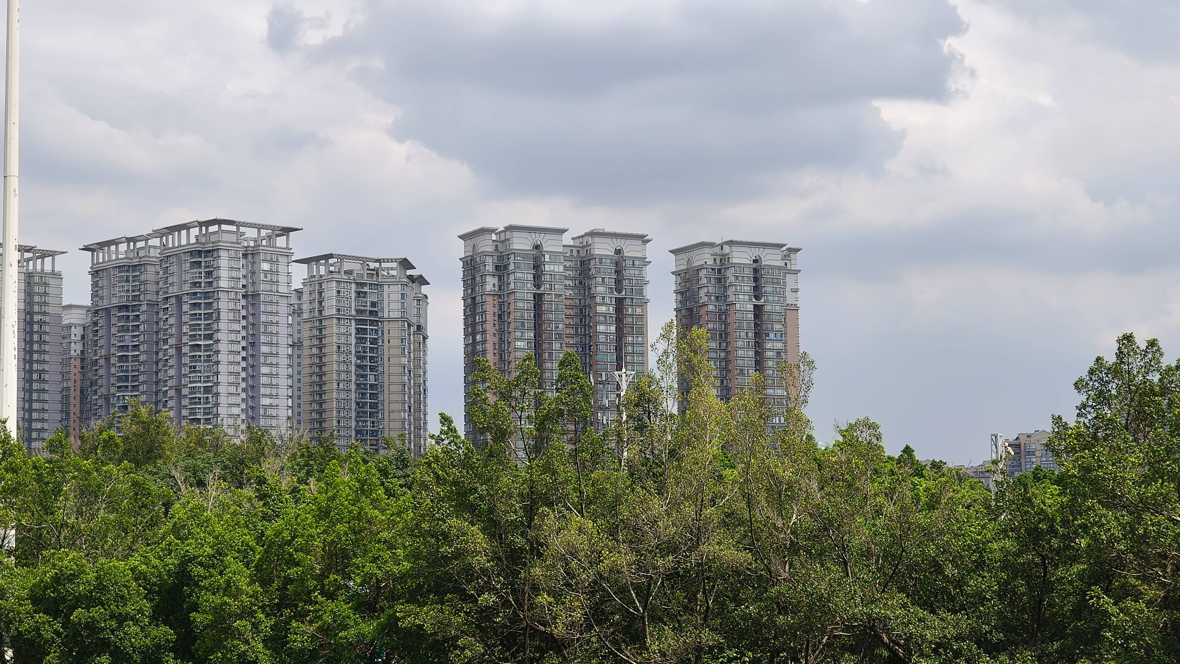 广州重典整治爆改乱建<strong></p>
<p>理财红包</strong>，让好房子更安全｜南方产业观