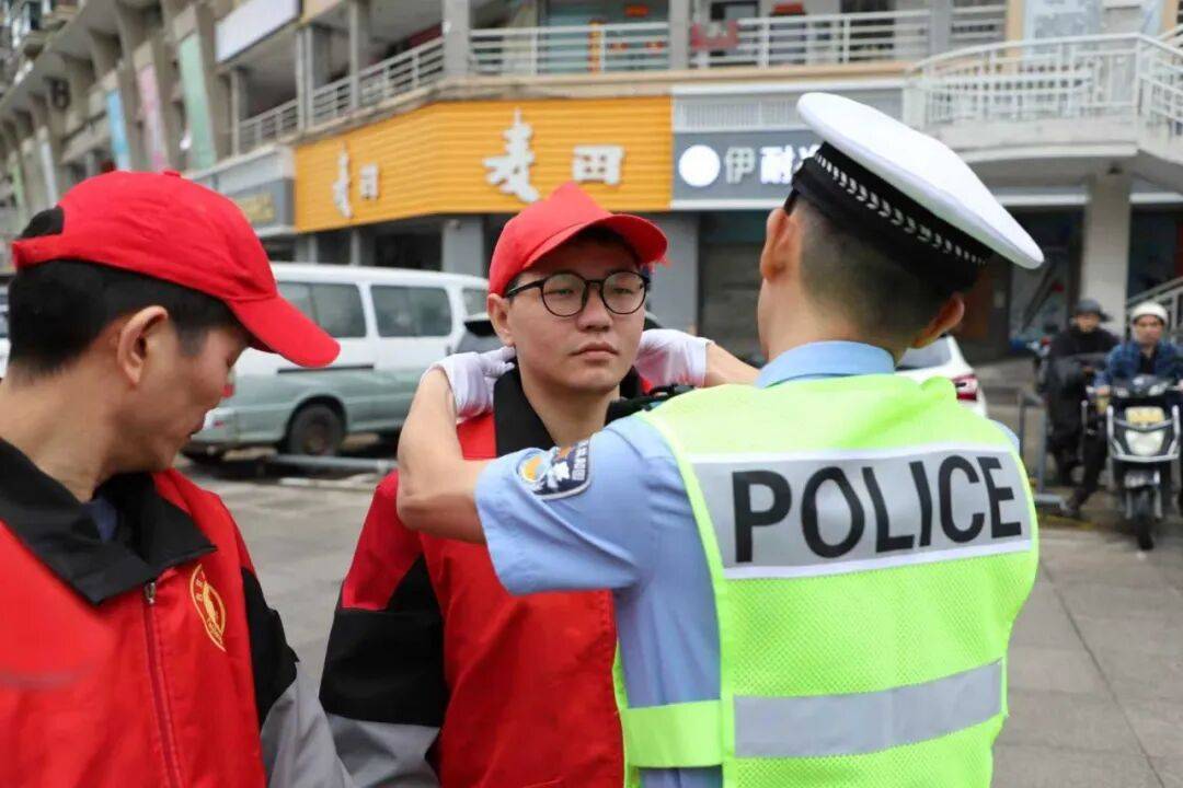 紧急提醒<strong></p>
<p>银行理财基金</strong>！福州全市严查！持续到明年1月！