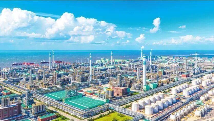 东北首座万亿城市之争<strong></p>
<p>南京理财</strong>，尘埃落定？