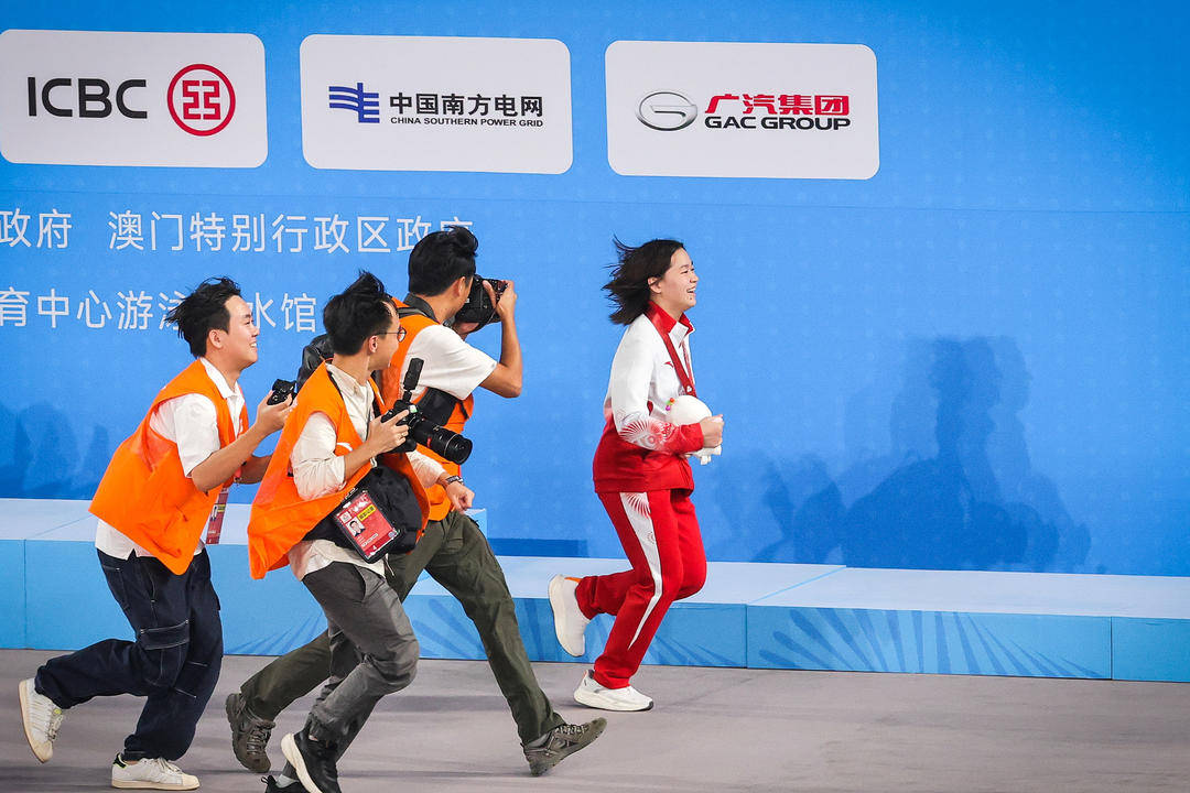 十五运惊现“水花消失术”<strong></p>
<p>理财注册</strong>，全红婵复出首秀夺冠