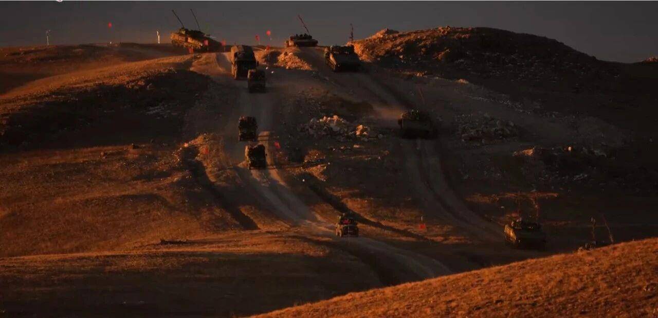 大场面！机器狗、无人机开路<strong></p>
<p>e理财</strong>，实兵对抗演练画面公布