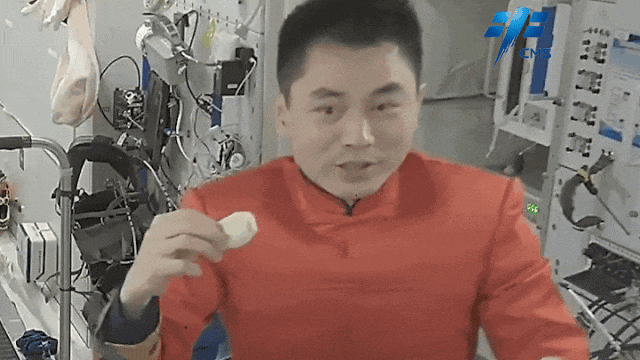 太空烧烤？？来看航天员们的“吃饭历程”<strong></p>
<p>e理财</strong>！