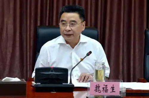 建工集团董事长和多名下属被一锅端<strong></p>
<p>个人银行理财</strong>！