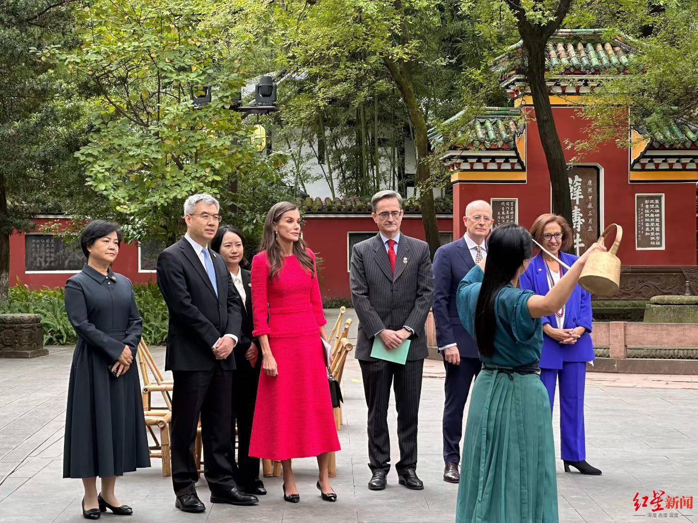 西班牙国王访华首站成都：从经贸到香茶<strong></p>
<p>1万理财</strong>，释放哪些合作信号？