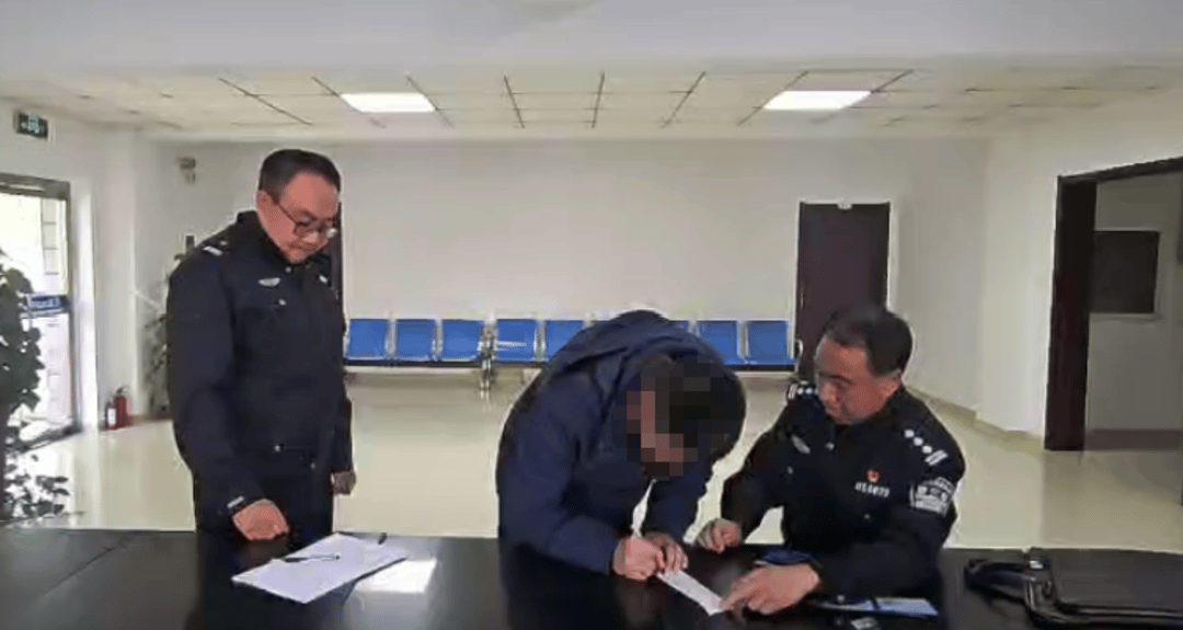 8人穿“警服”为婚礼开路？后续来了<strong></p>
<p>1万理财</strong>！