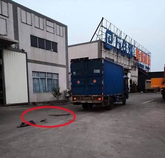 阳江95岁老翁车祸住院3月去世<strong></p>
<p>理财消费</strong>，鉴定称自身因素系死亡主因；司机被判一年两个月不断申诉，广东高院：量刑明显不当将再审