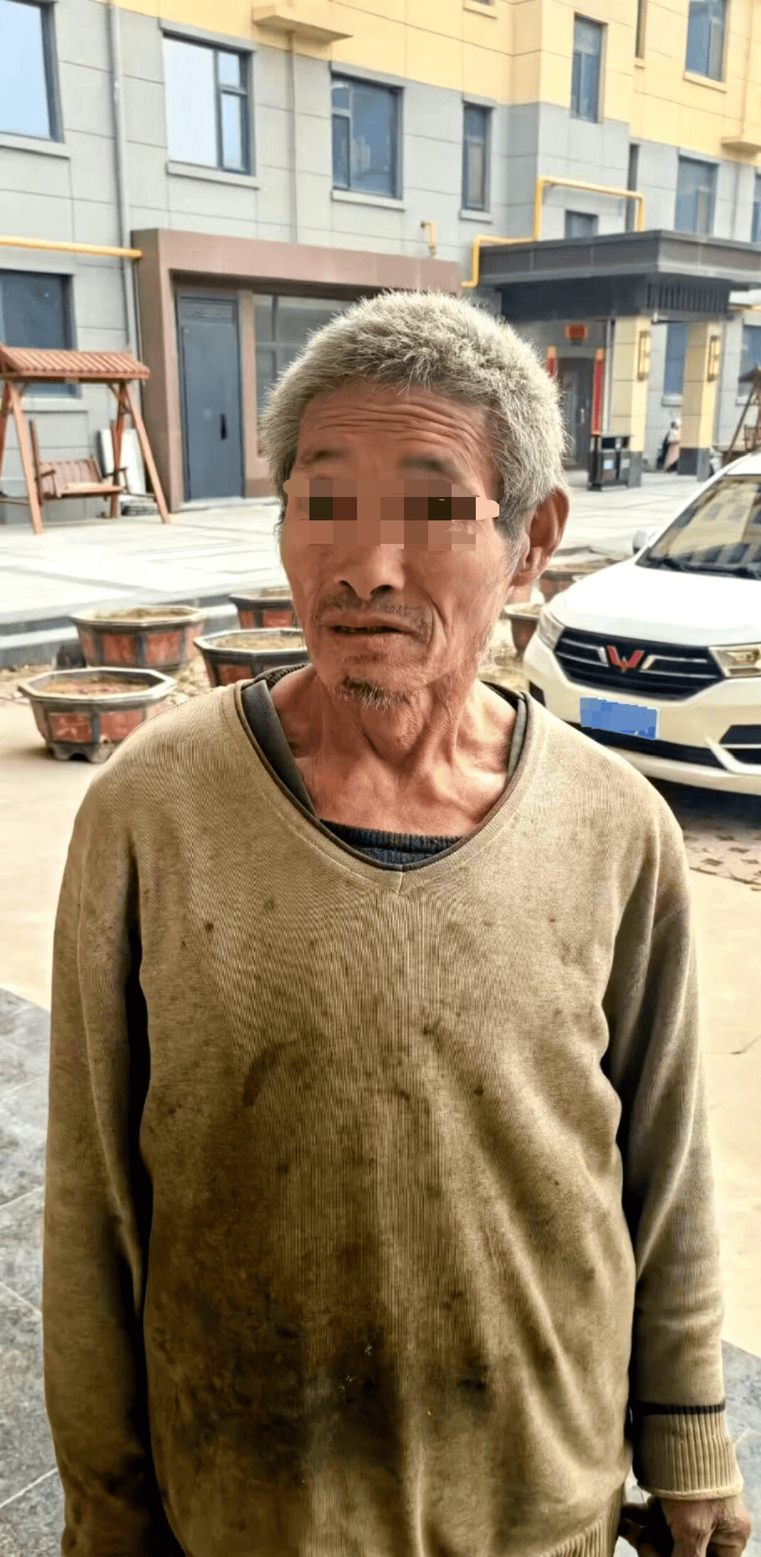 男子一次性收到11年工资38万元<strong></p>
<p>理财保本</strong>，老板曾辩称“路遇乞讨好心收留，属自愿劳动”