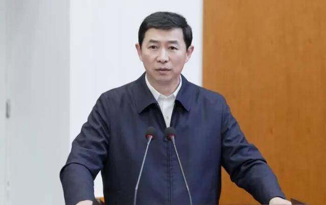 张艳丽、徐万海被查<strong></p>
<p>零钱通理财</strong>，他上个月刚被免职