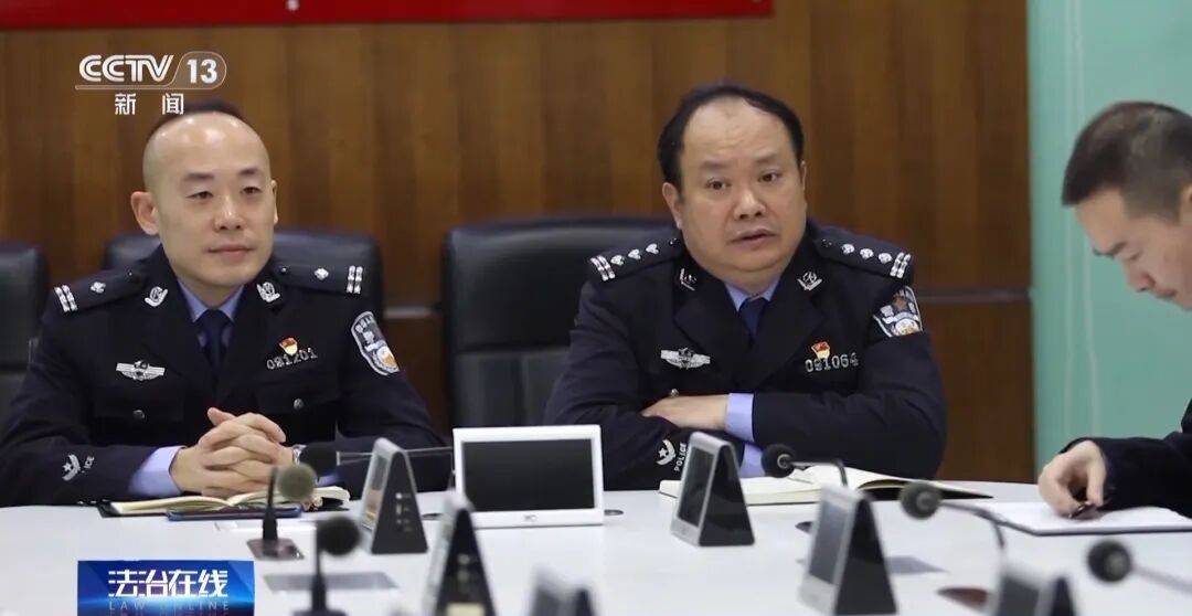 广州南站<strong></p>
<p>理财中心</strong>，一男子频繁“上厕所”，被警方盯上