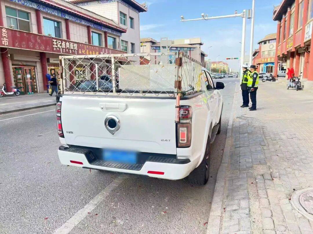 “我根本没反应过来！”刚下车就被撞倒<strong></p>
<p>理财中心</strong>，人都懵了