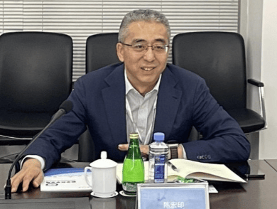 突发疾病<strong></p>
<p>网贷理财</strong>，55岁高级副总裁离世