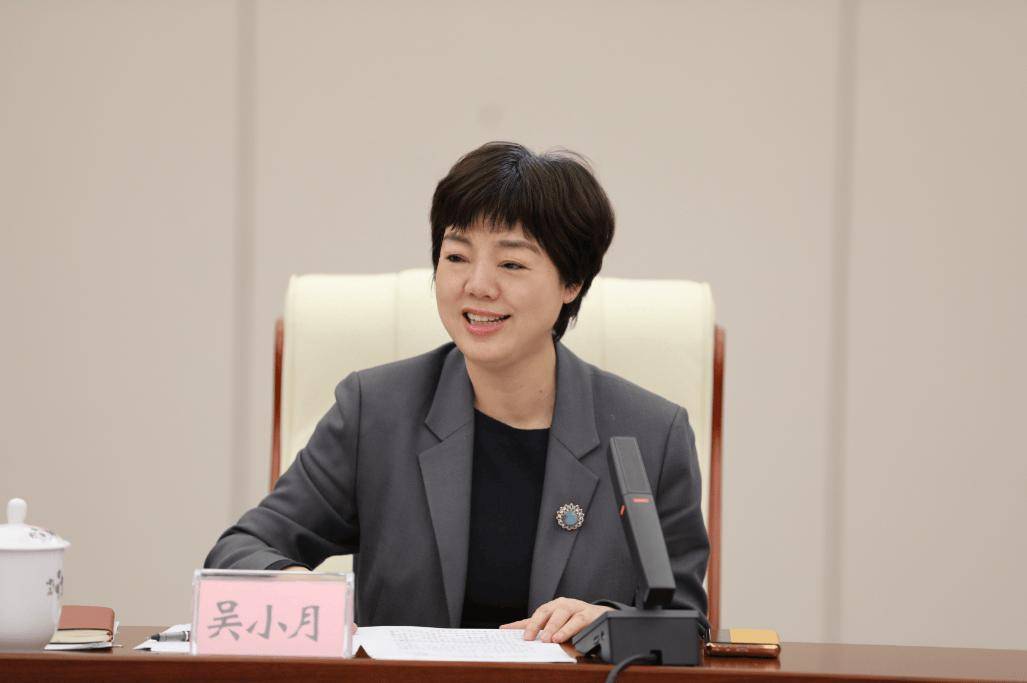 吴小月<strong></p>
<p>贷贷网理财</strong>，任省财政厅厅长