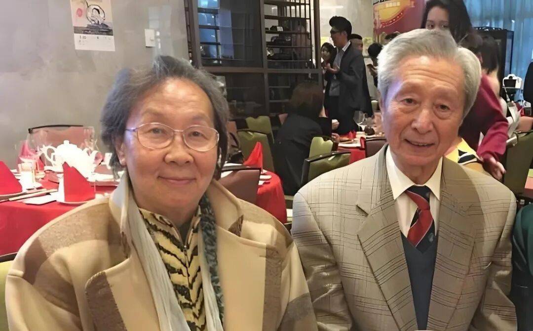 钟瑞去世<strong></p>
<p>三方理财</strong>！宋世雄永别爱妻！