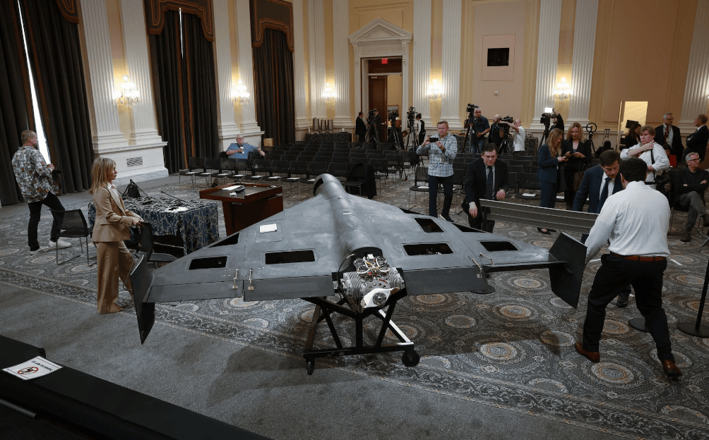 美军为何“抄作业”<strong></p>
<p>三方理财</strong>？大批量“山寨”对手的无人机……