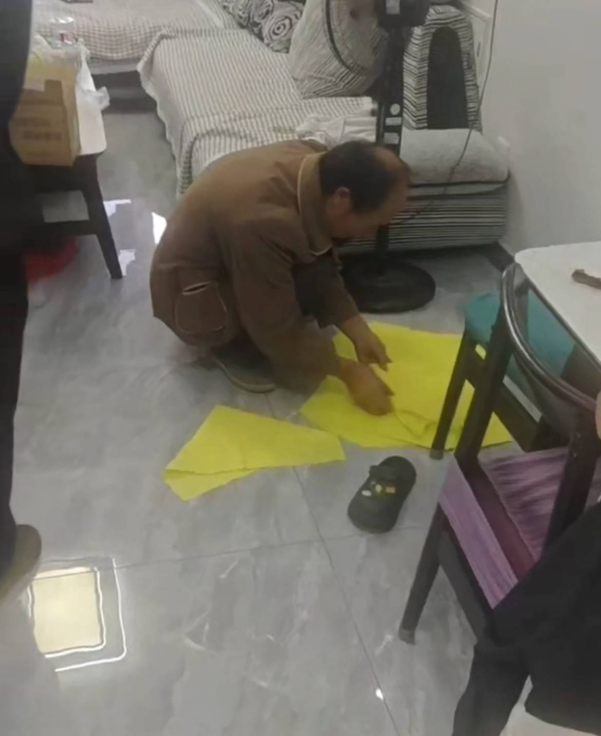 疑因离婚多年的前妻订婚<strong></p>
<p>理财三方</strong>，临沂一男子上门将其杀害，死者家属：检方已提起公诉