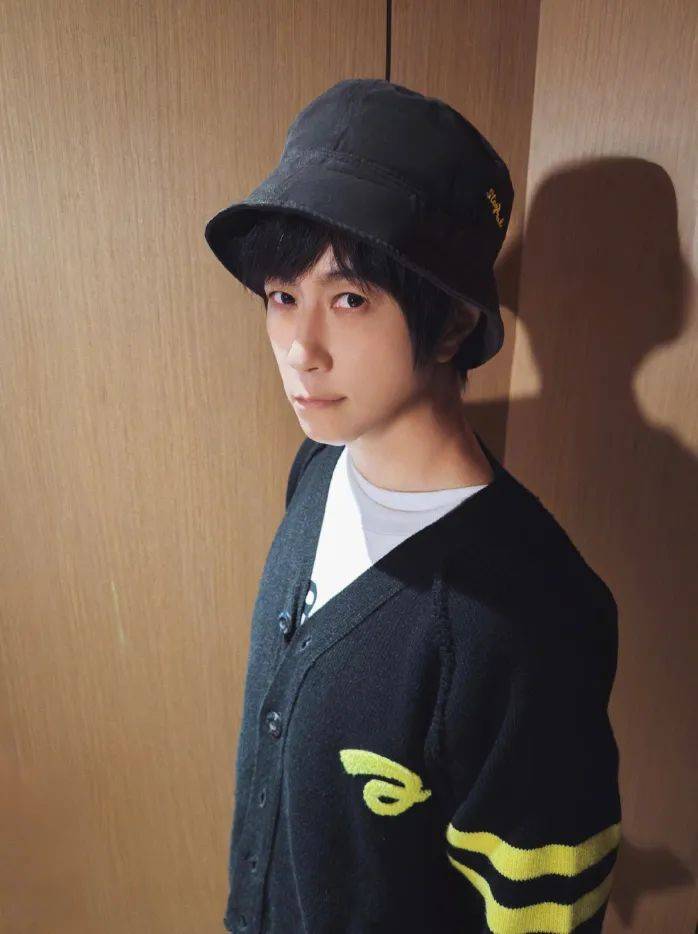 朱孝天举报阿信所属公司“相信音乐”：勾结黄牛炒票逃税、海外洗钱、假唱……